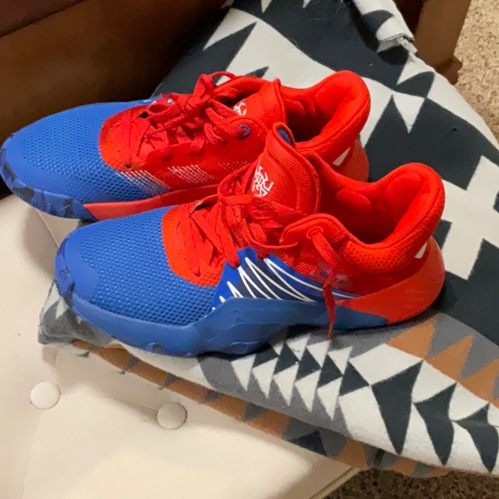 NWOB Adidas Don Issue 1 Marvel Basketball Shoe 7